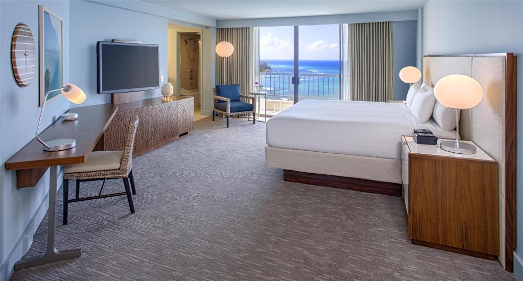 TV a/nebo společenská místnost v ubytování Hyatt Regency Waikiki Beach Resort & Spa