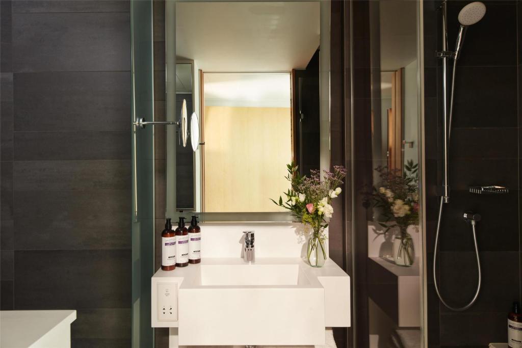 Hyatt Regency Paris Etoile - Resim 18