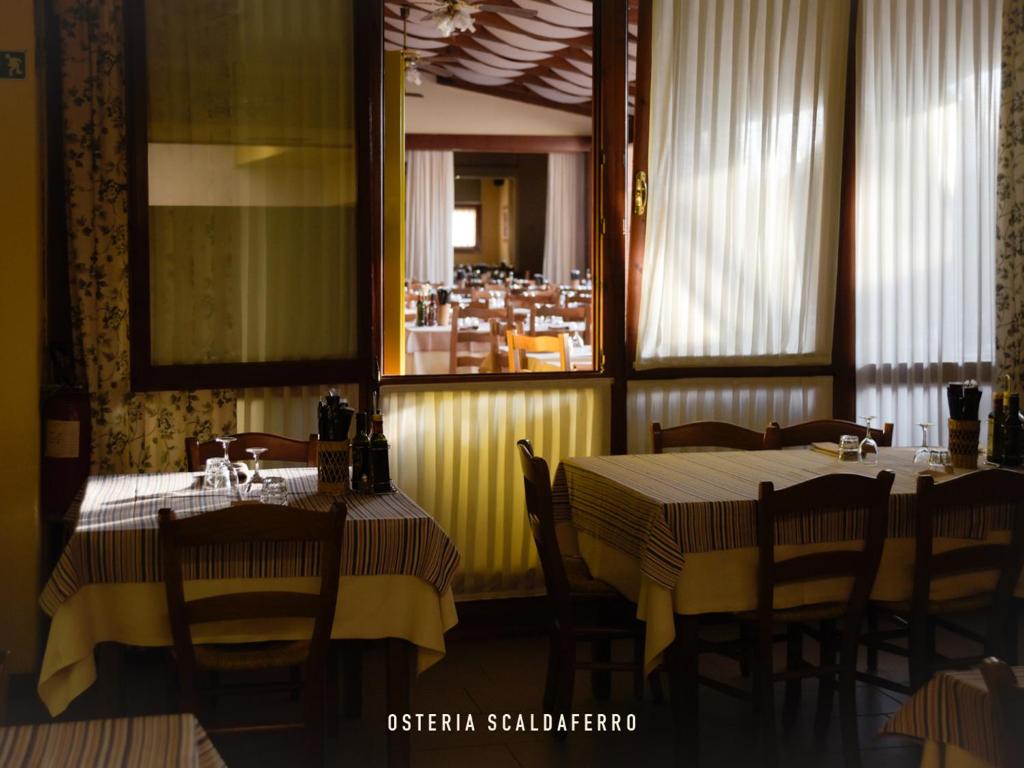 Restaurace v ubytování Hotel Scaldaferro