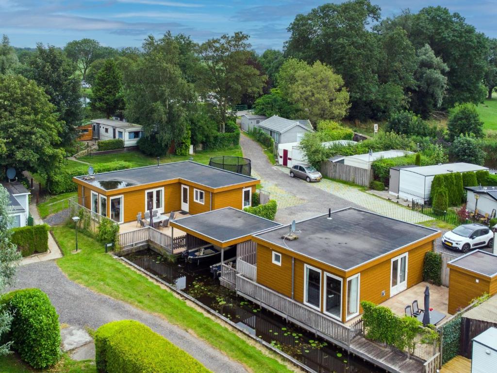 an aerial view of a house at Dubbel Pret in Bantega