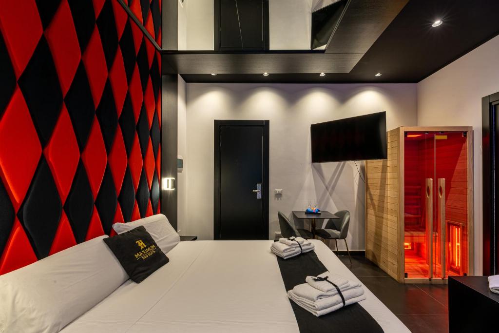 Maximum hub suite&spa 객실 침대