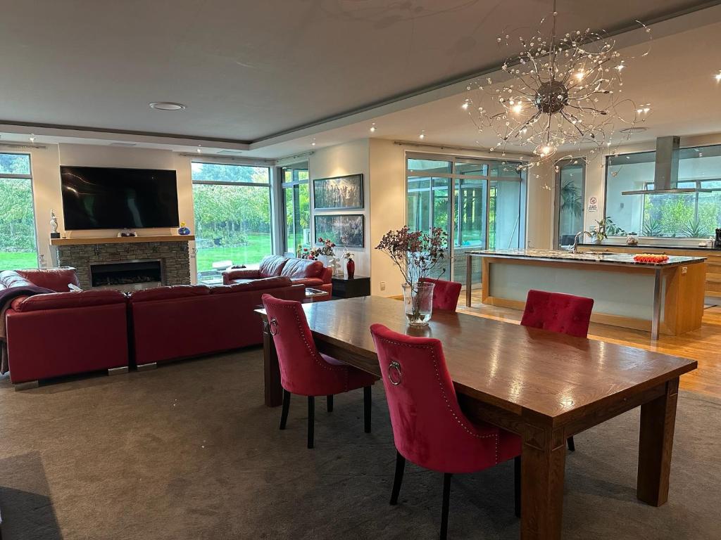 McSaveneys Retreat - Resim 10