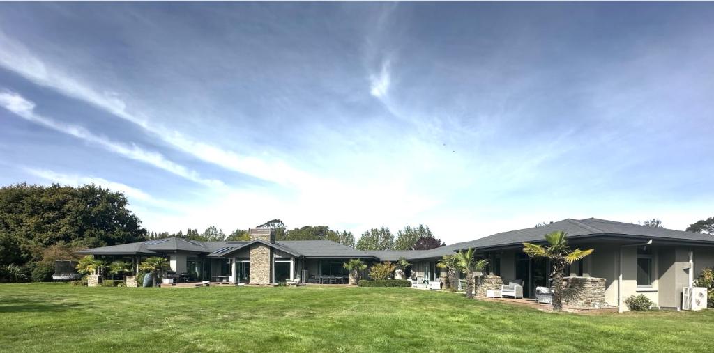 McSaveneys Retreat - Resim 7