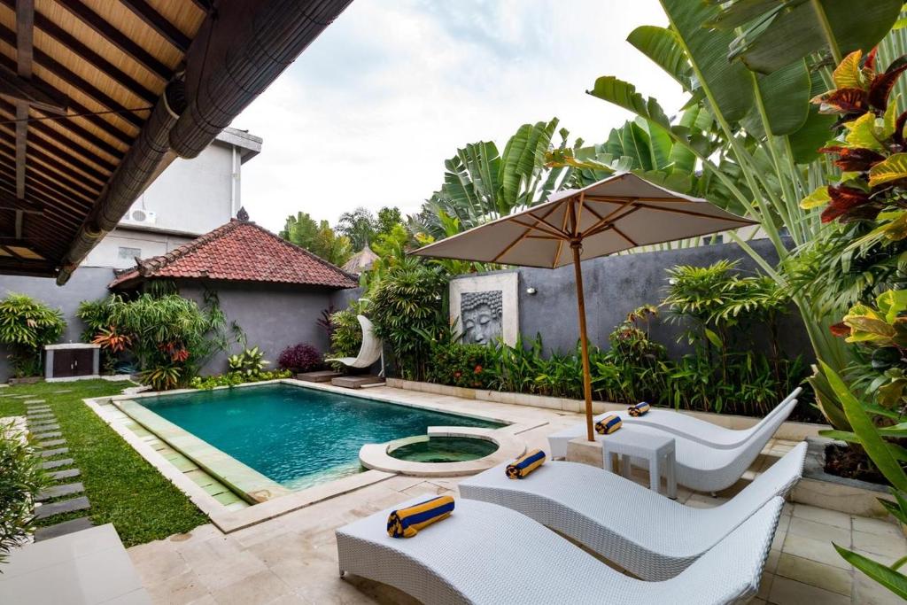 A piscina em ou perto de Sari Temuku Villa