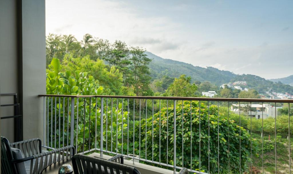 Fusion Suites Phuket Patong - Resim 18