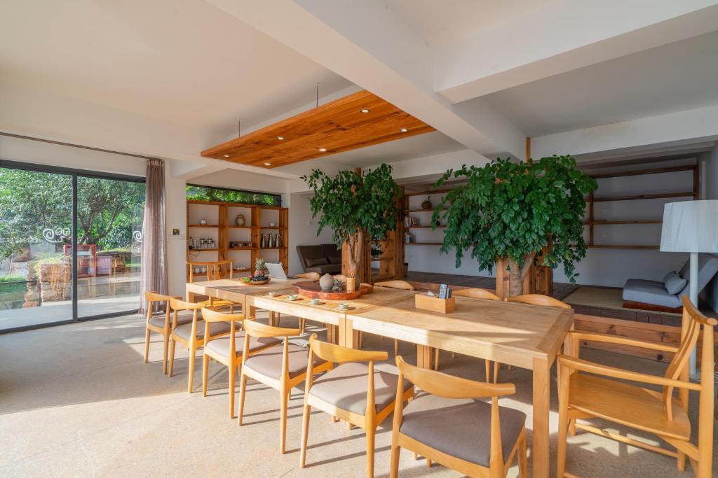Posezení v ubytování Manwu Dali Jimu Boutique Guesthouse