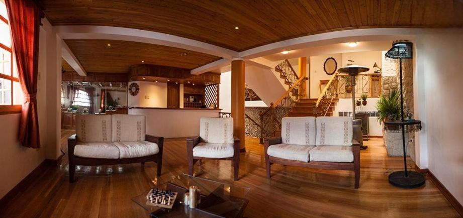 Posezení v ubytování Maimara Hotel
