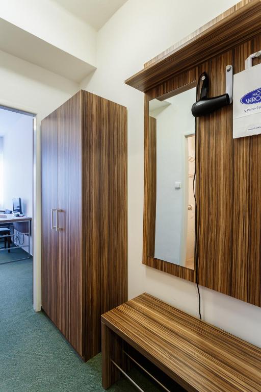 TV a/nebo společenská místnost v ubytování Hotel Veronika