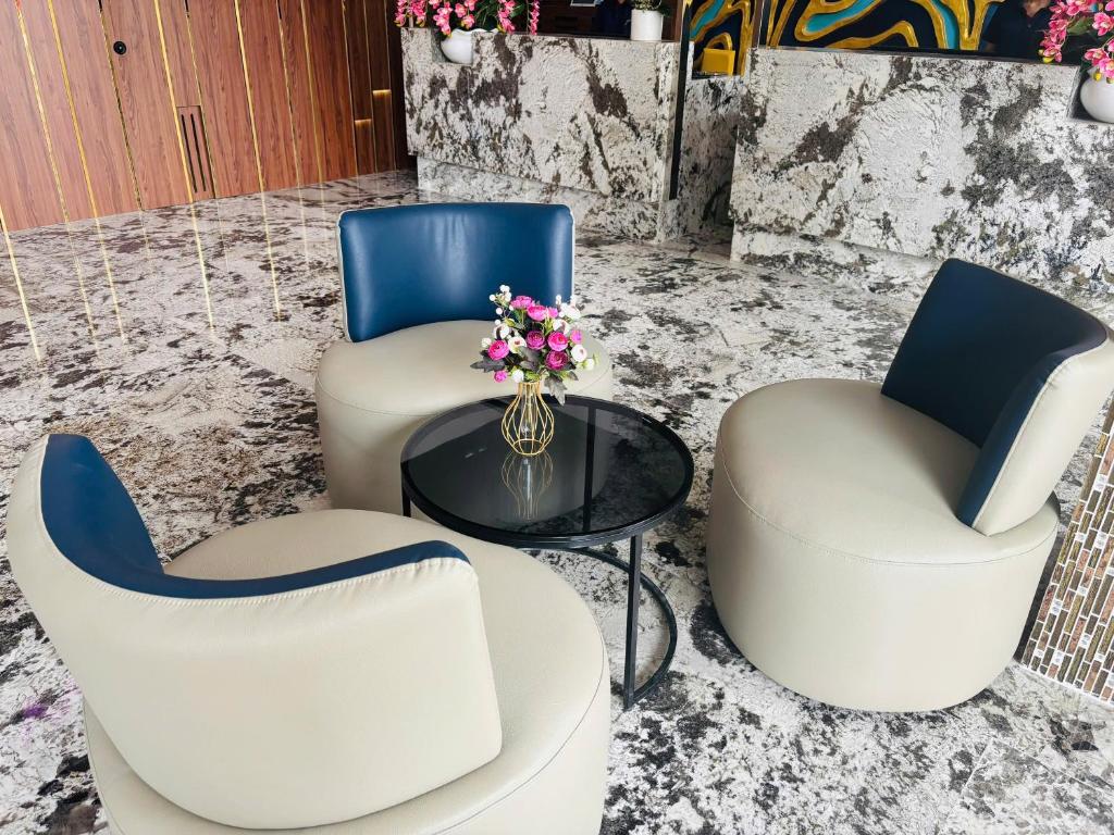 Khu vực ghế ngồi tại W Premium Nha Trang