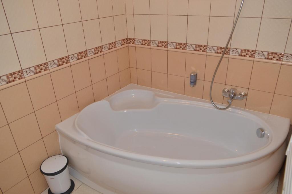 Koupelna v ubytování Hotel Serpanok