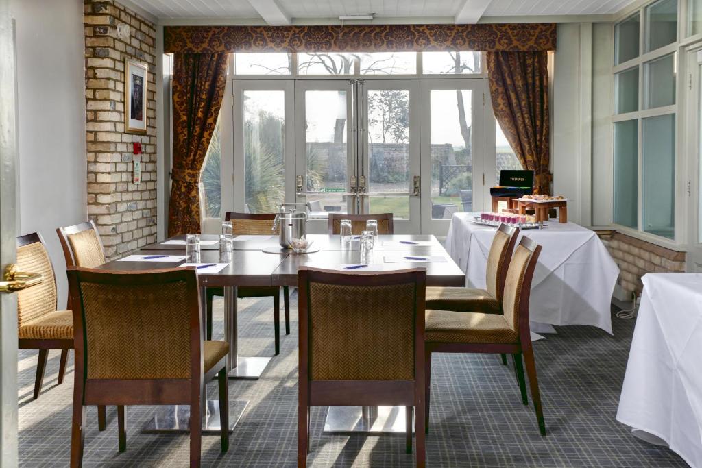 Quy Mill Hotel & Spa, Cambridge - Resim 40
