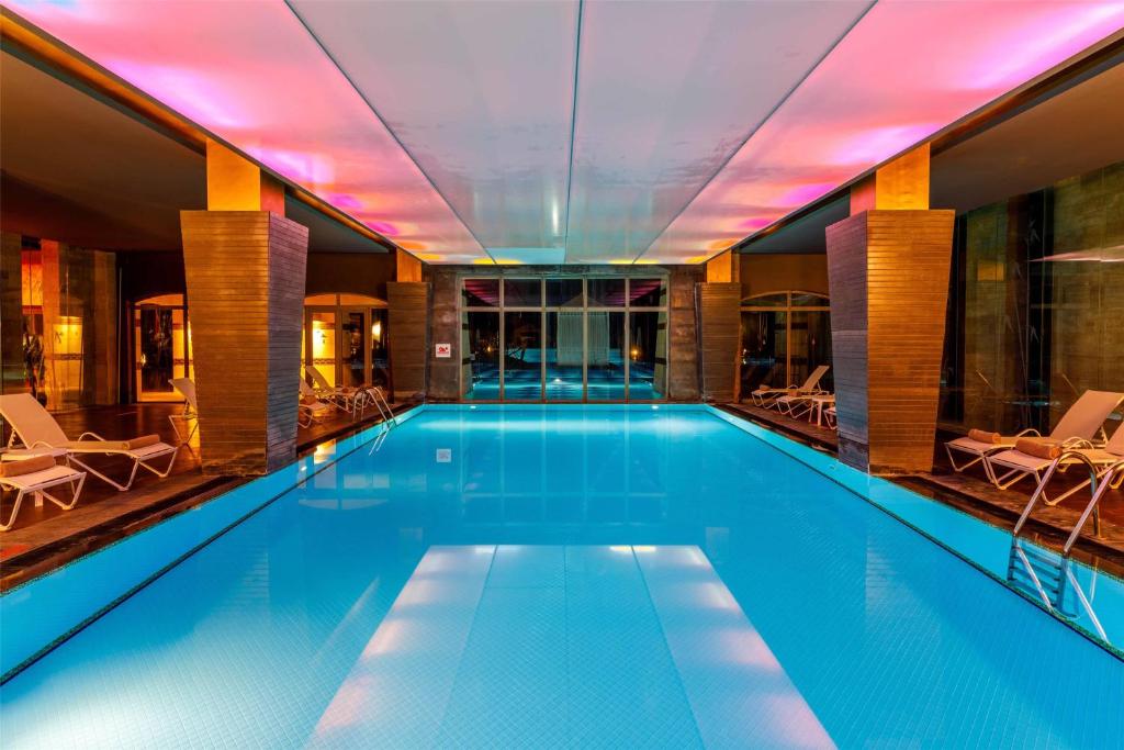 Bazén v ubytování Kempinski Hotel The Dome Belek nebo v jeho okolí