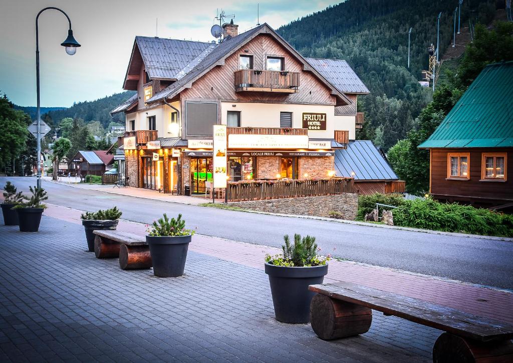 Widok na góry z tego hotelu