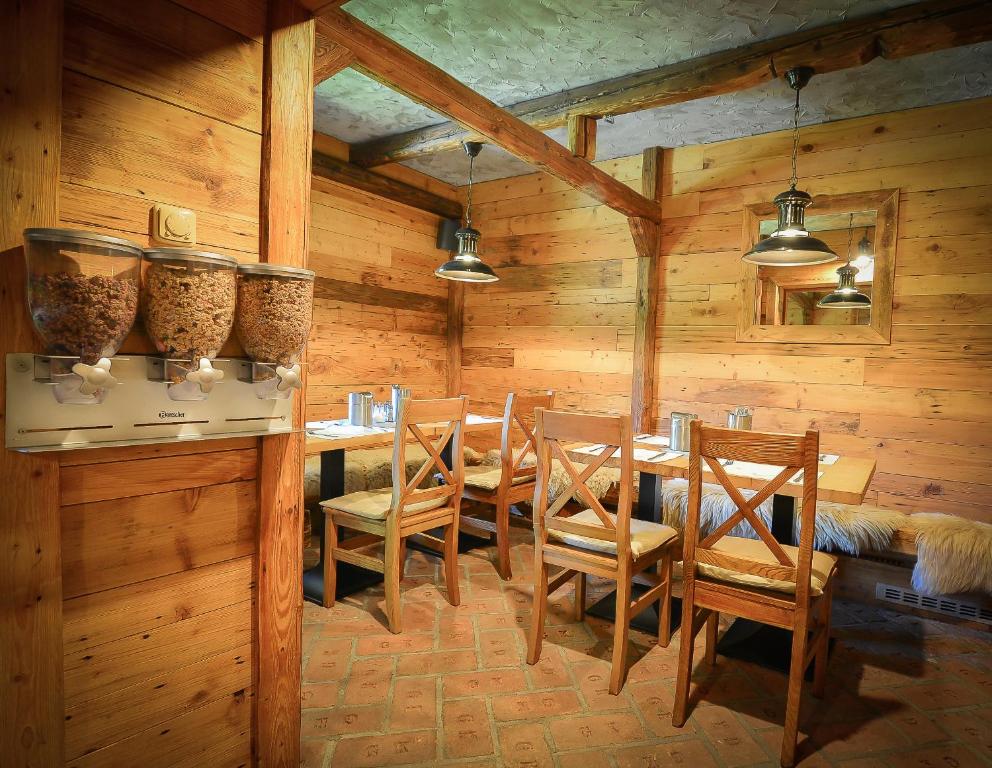 Restauracja lub miejsce do jedzenia w obiekcie Hotel Friuli