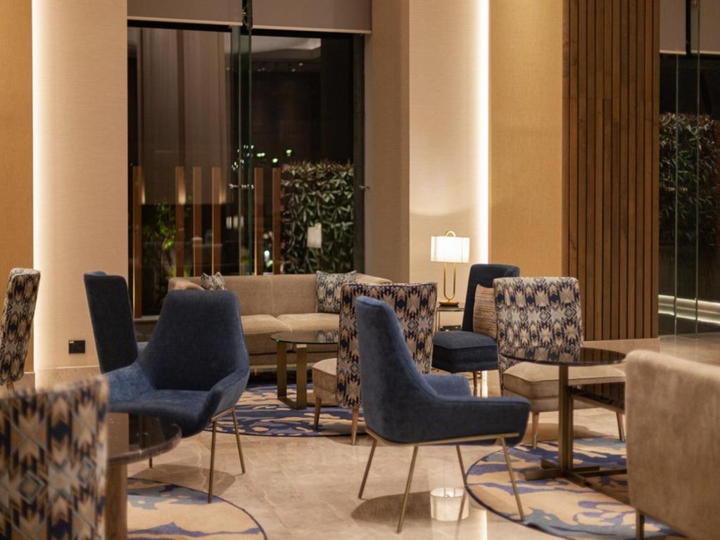 Posezení v ubytování Vivanta Bhubaneswar DN Square