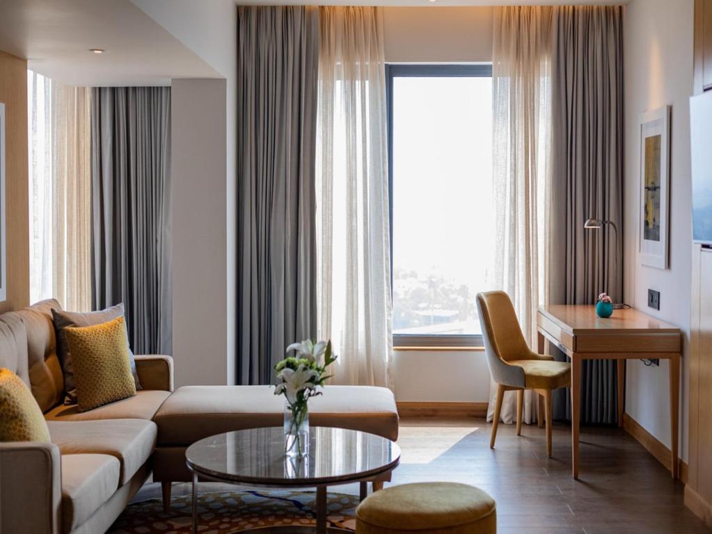 Posezení v ubytování Vivanta Bhubaneswar DN Square