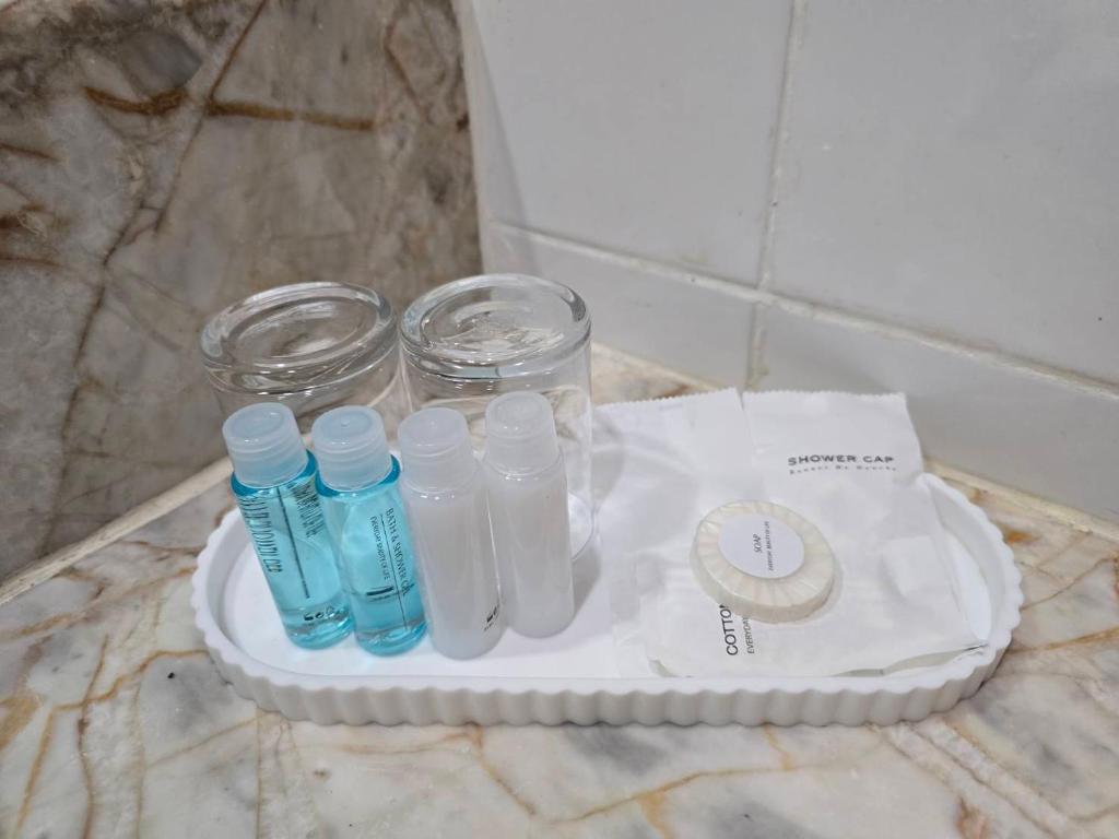 First Pacific Cirrus - Resim 3