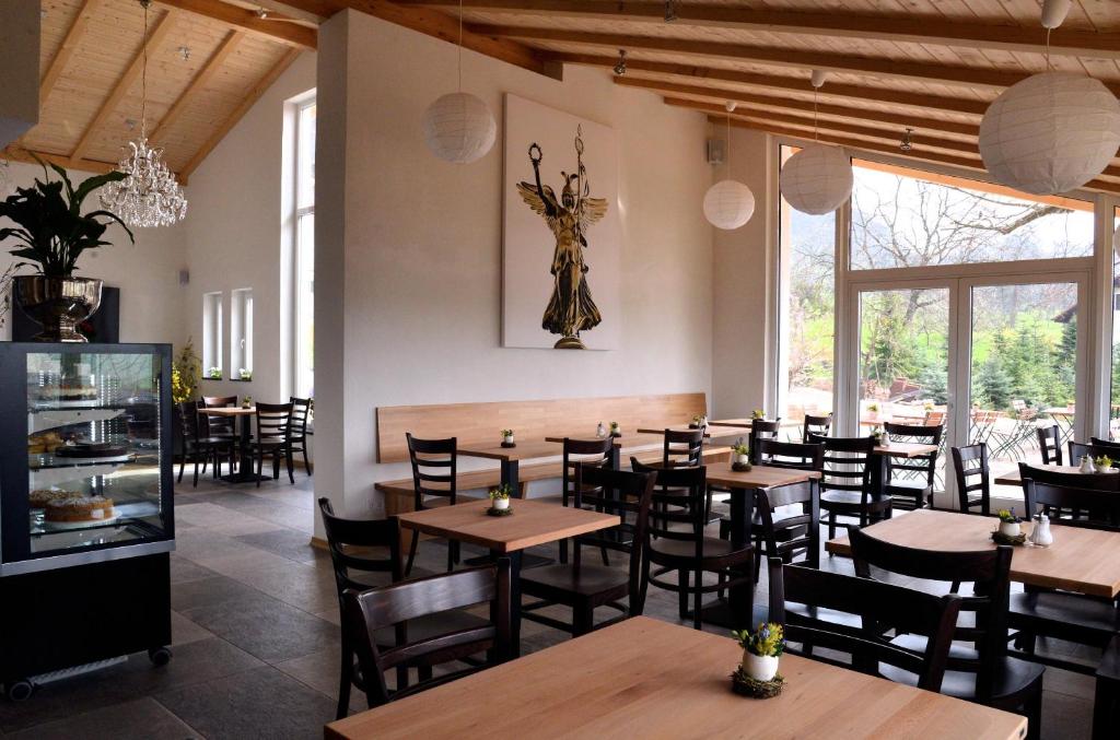 Restaurace v ubytování Am Paradies