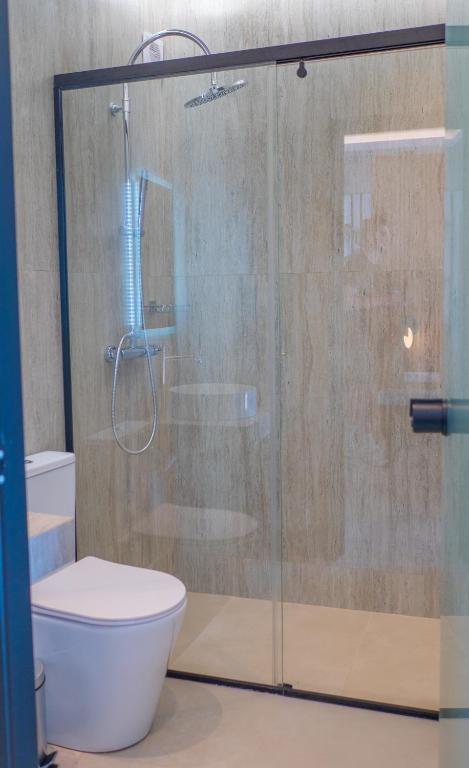 Koupelna v ubytování Poseidon Hotel