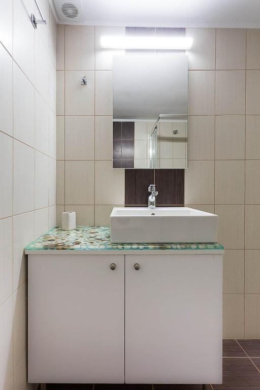 Koupelna v ubytování Creta Beachfront Apartment Β for 2 persons by MPS