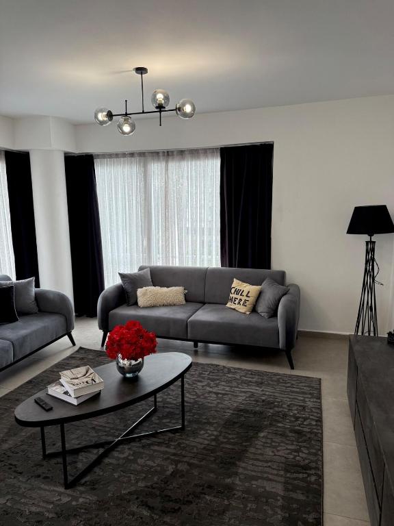 Modern Apartment in Kyrenia Center