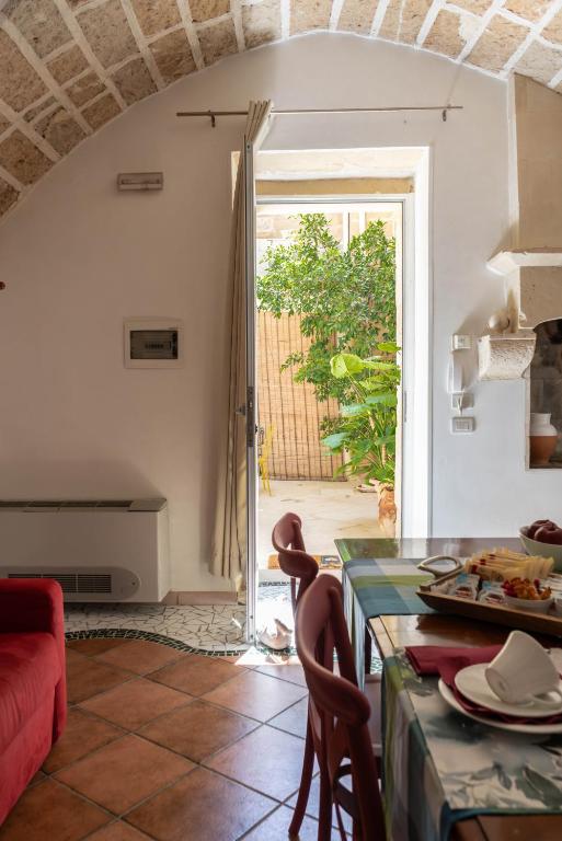 Posezení v ubytování B&B Corte dei Memoli di Margiotta Giuseppina