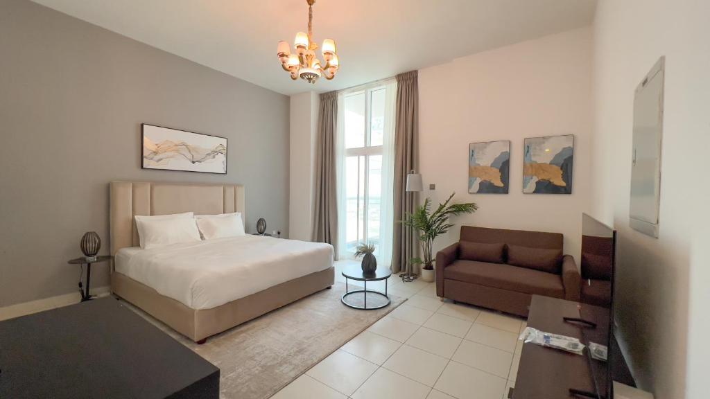 Postel nebo postele na pokoji v ubytování HomesGetaway-Cozy Studio in Glitz 1 by Danube
