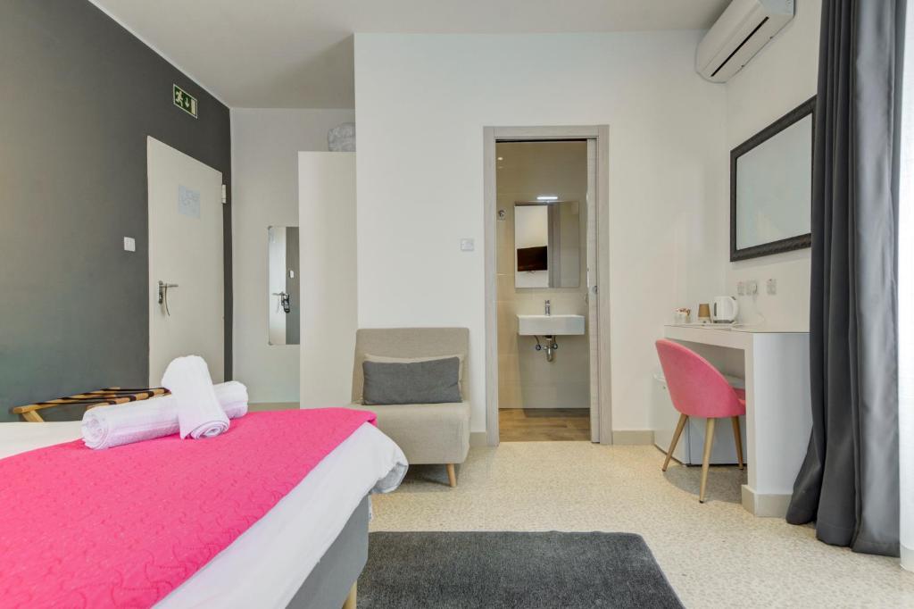 CARO Boutique Guest House - 4