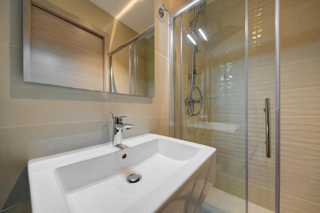 CARO Boutique Guest House - 18