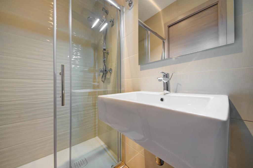 CARO Boutique Guest House - 11