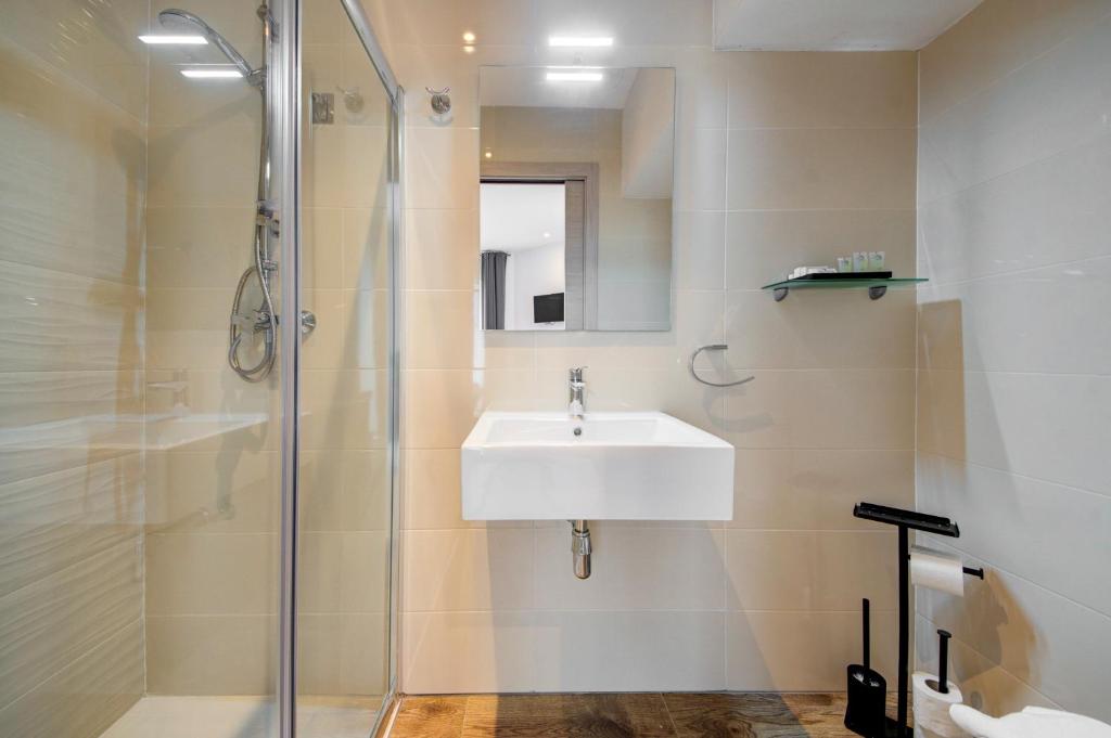 CARO Boutique Guest House - 10