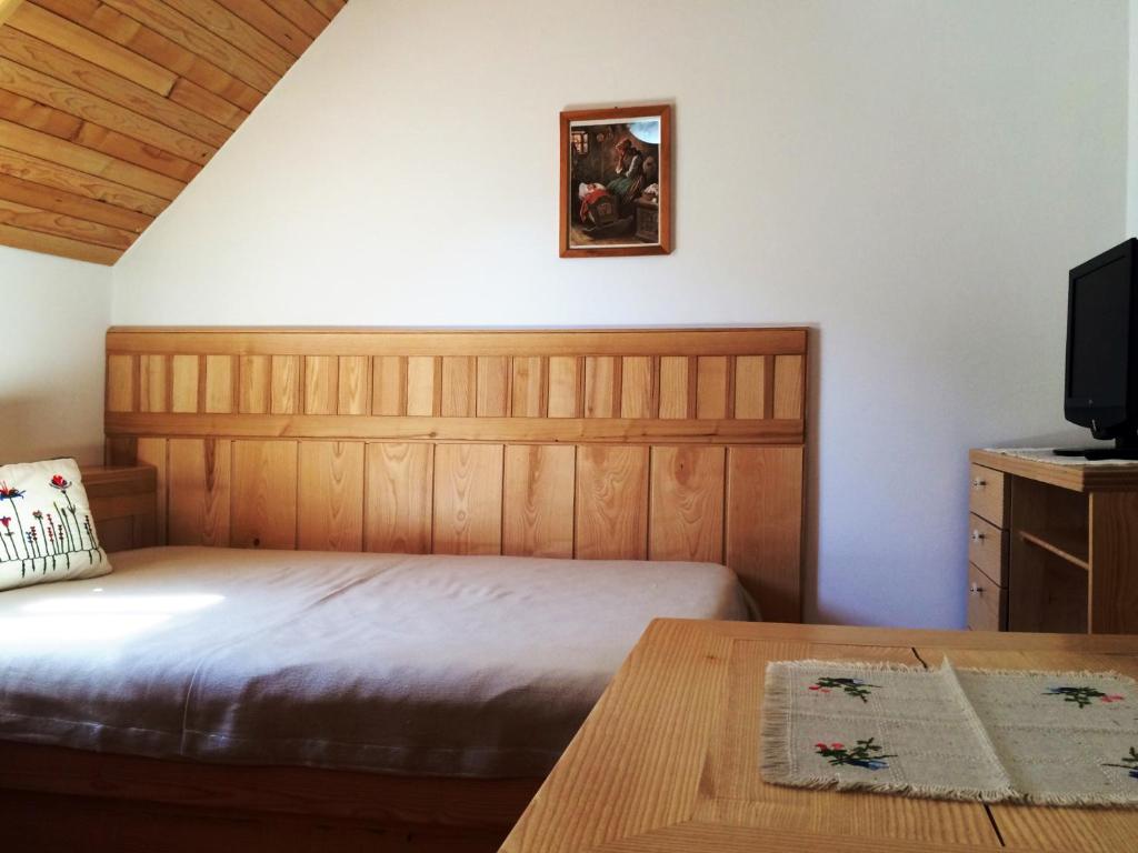 Postel nebo postele na pokoji v ubytování Govc-Vršnik