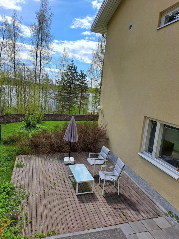Taman di luar 52m2 appartment near the city and the lake