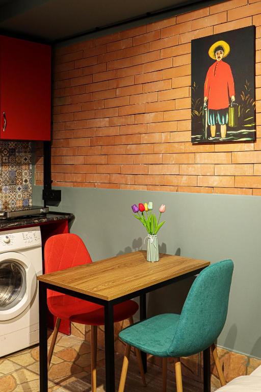 فضای داخلی Designer Studio on Betlemi Str در تفلیس - تصویر ۳