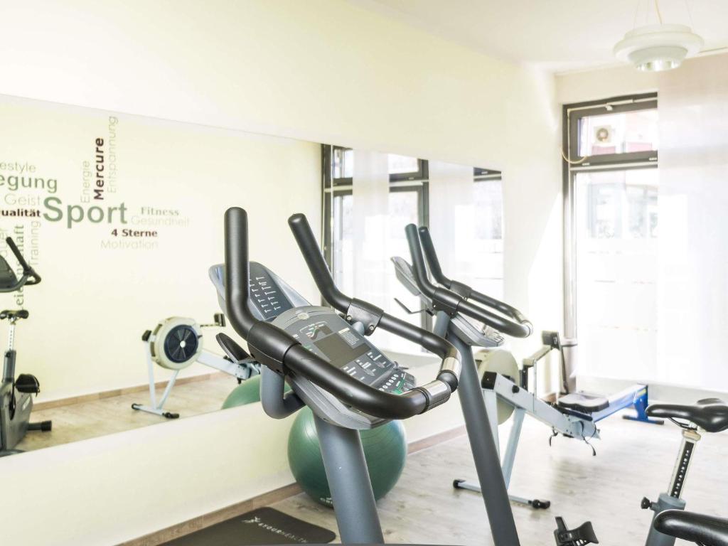 Fitness centrum a/nebo fitness zařízení v ubytování Mercure Hotel Riesa Dresden Elbland