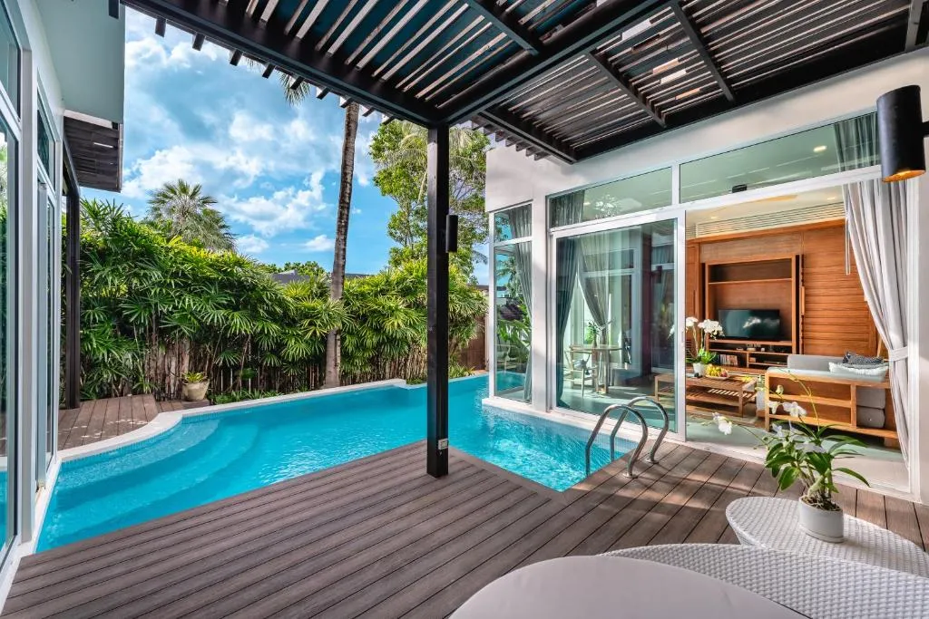 Signature Pool Villa