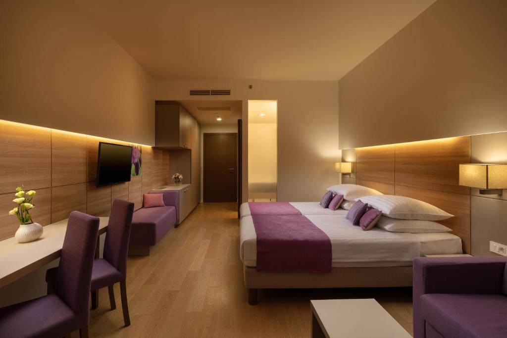 TV a/nebo společenská místnost v ubytování Vitality Hotel Punta