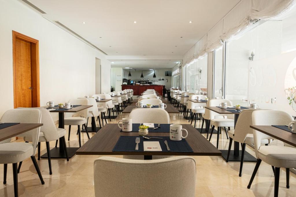 Exe Plaza Delicias - Resim 26