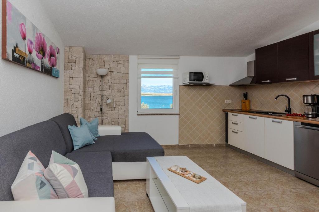 Kuchyňa alebo kuchynka v ubytovaní Apartments Tukara