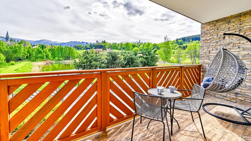 Balkón alebo terasa v ubytovaní Apartamenty Sun & Snow Bawaria II
