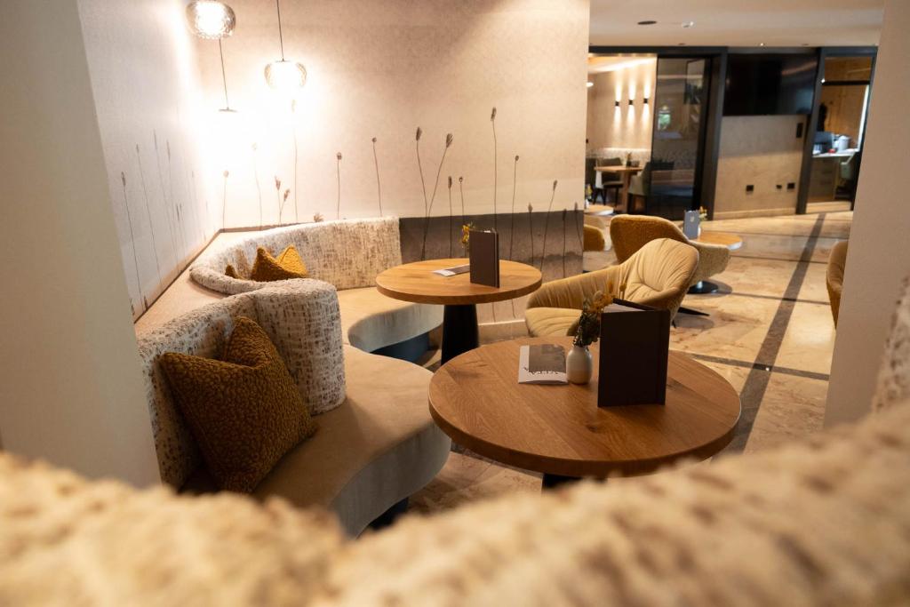Posezení v ubytování Hotel Burggräflerhof