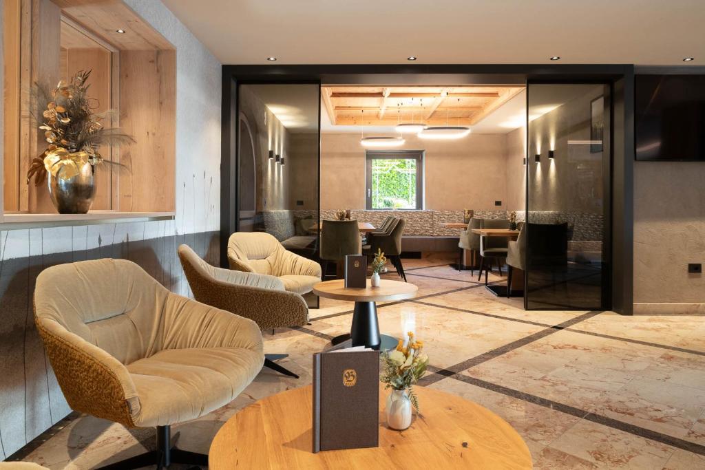 Posezení v ubytování Hotel Burggräflerhof