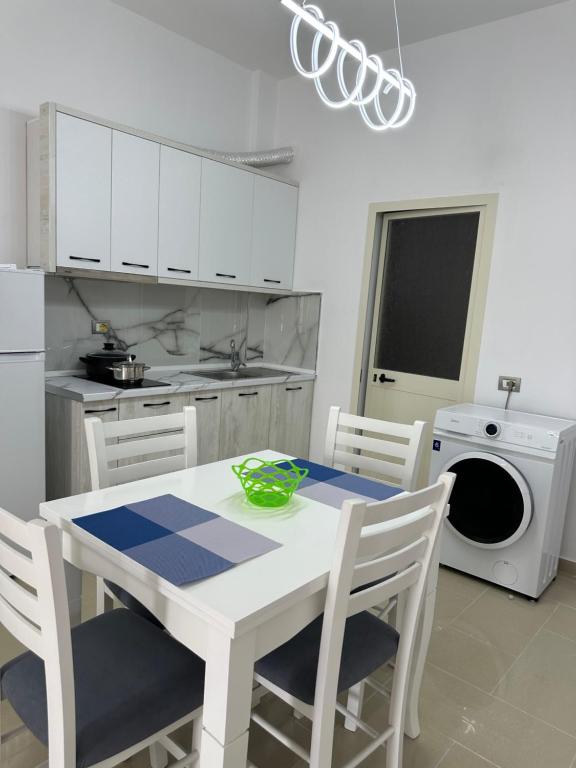Kuchyň nebo kuchyňský kout v ubytování Shell Home golem 1