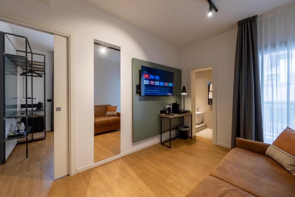 
Junior Suite with Balcony
