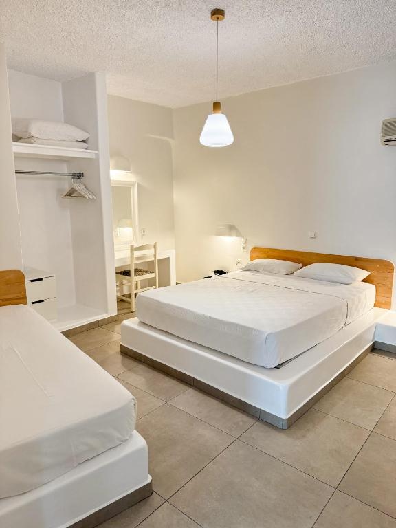 Filoxenia Apartments, Adamantas (updated prices 2025) - 13