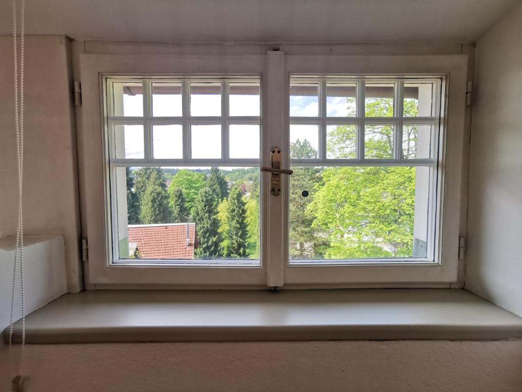 Fotografia z galérie ubytovania Moderne Dachgeschosswohnung zentral by Seebnb v Velden am Worthersee