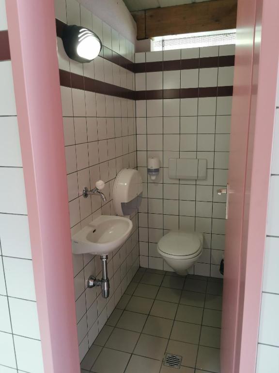 Koupelna v ubytování Camping Melezza