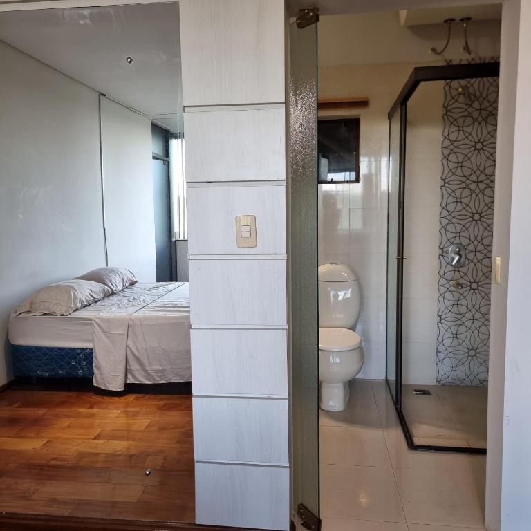 Postel nebo postele na pokoji v ubytování Master suite
