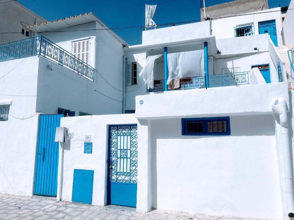 Φωτογραφία από το άλμπουμ του Saha Studio σε La Goulette