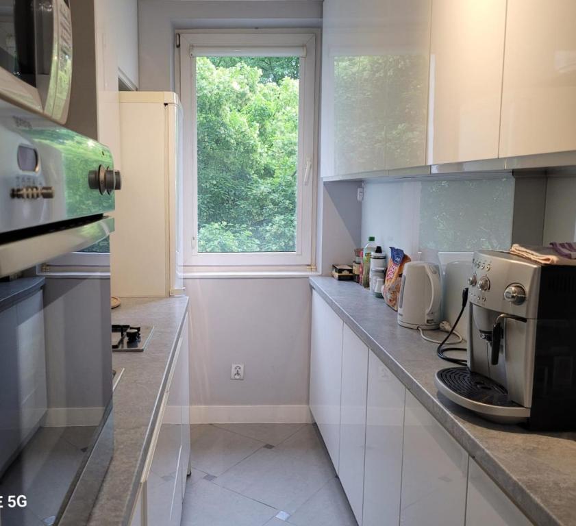 Apartament Bielany 3 min from metro with 5-meals per day diet catering, air conditioning and free parking - 16